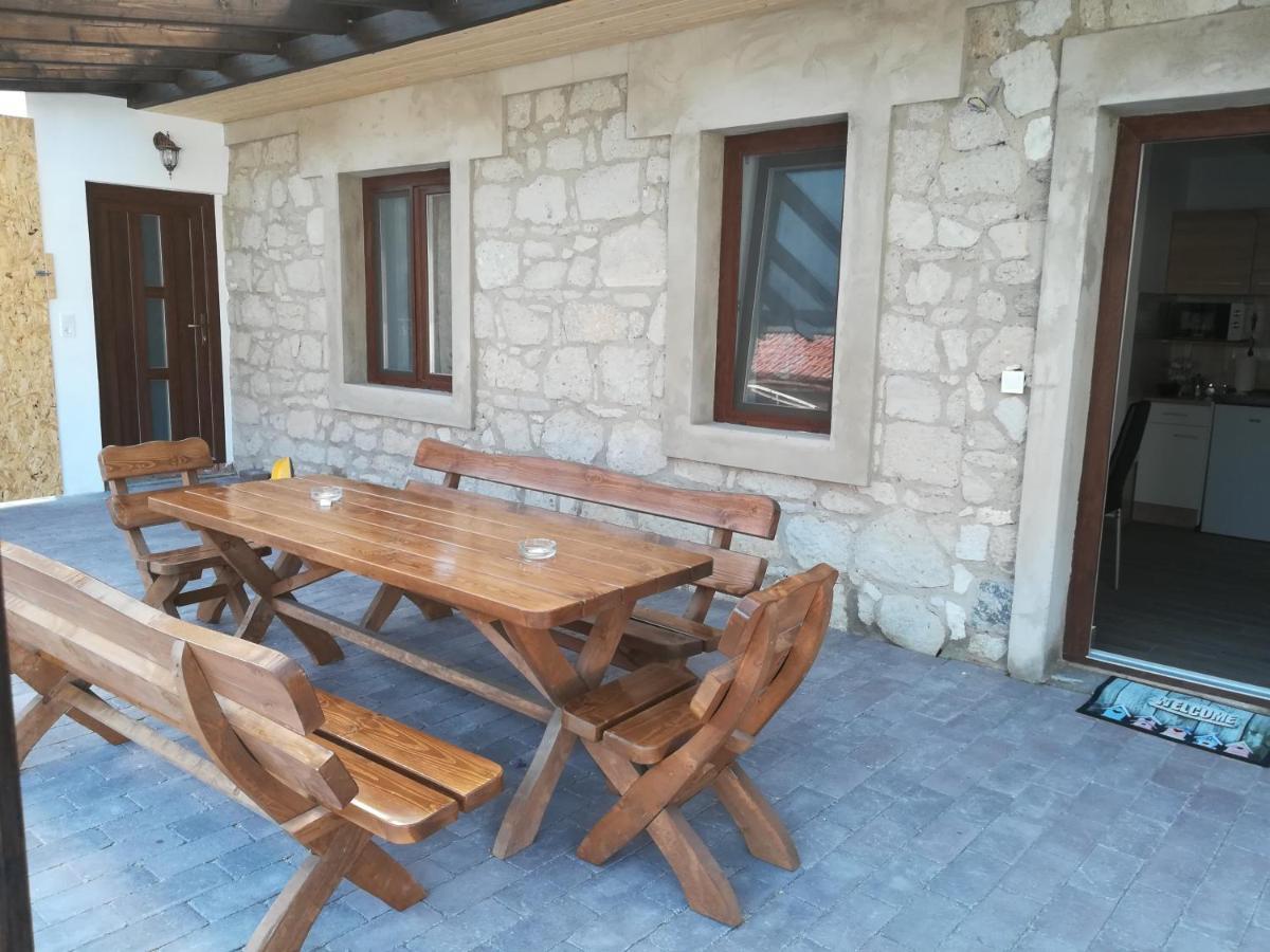 Cinege Vendeghaz Hotel Tolcsva Exterior photo